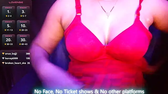 Anu__Reddy's cam snapshot