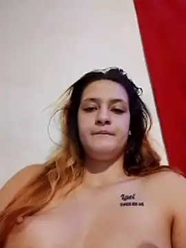 Themaskedgirl21 live sex cam