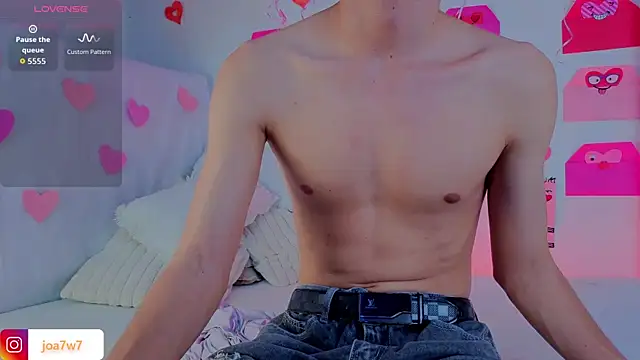 Levii_Ackermann live sex cam