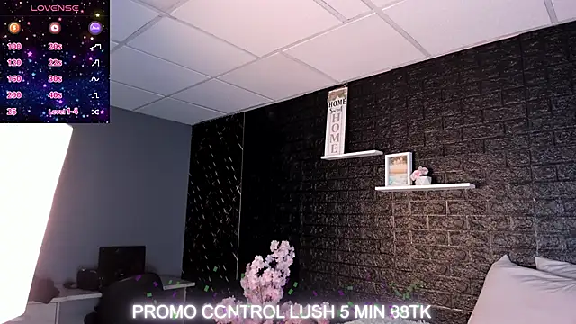 Isaabella_Russo1's cam snapshot