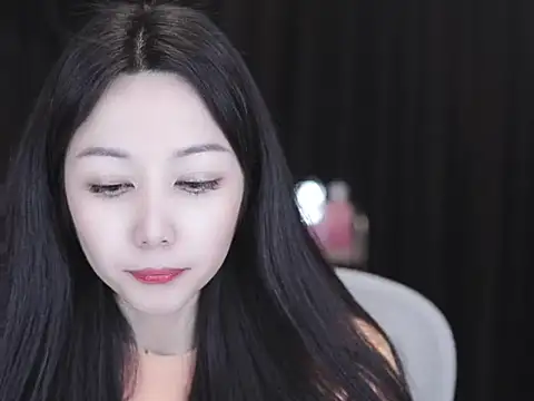 Nuyoah-77's cam snapshot