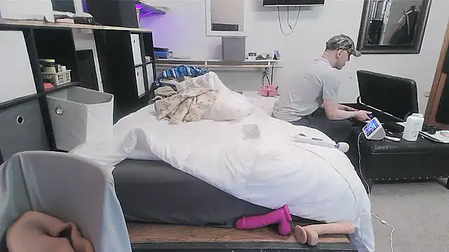 sissytrapdolly24 live sex cam