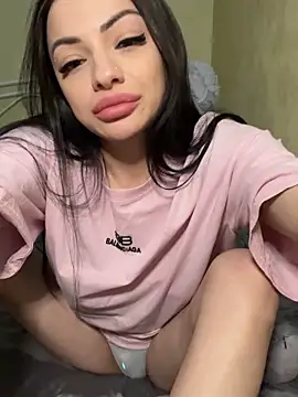 Layana_Ro's cam snapshot