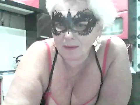 Lisa_Suzie's cam snapshot