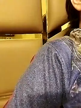 Cam_Deeksha's cam snapshot