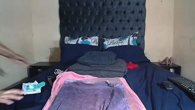 CANDY-X-LOVE-xx live sex cam