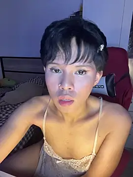 Plaxtique live sex cam