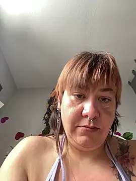 NymphoBuzi live sex cam