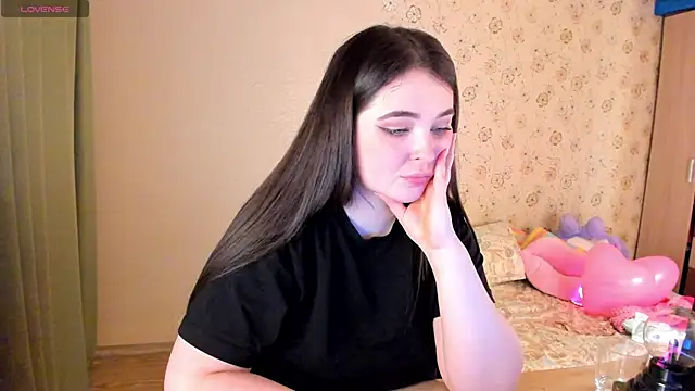 Alice_next_door live sex cam