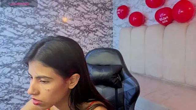 _Kitty_v's cam snapshot