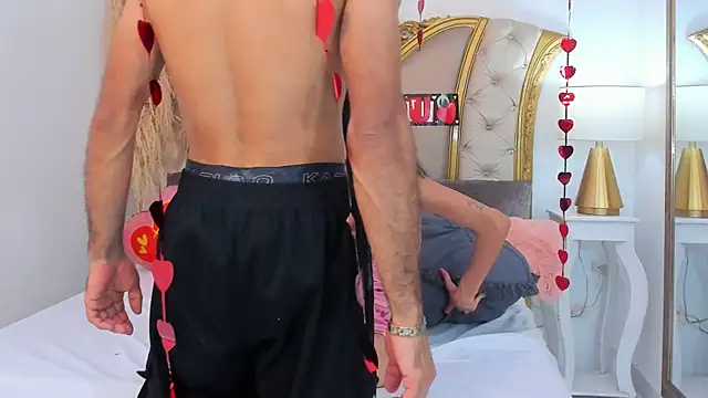 ArianaAndParker's cam snapshot