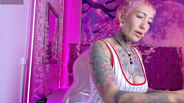 Everlyn_sexx's cam snapshot