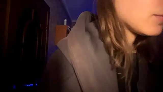 EdythRozier's cam snapshot