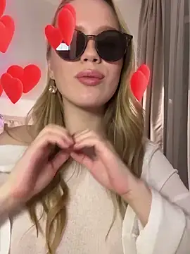 Little_Forest_ELF live sex cam