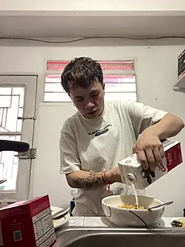 SimonMasseel's cam snapshot