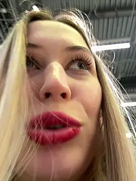 blonde_exe live sex cam