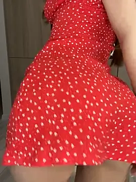 Polli_Kiss live sex cam