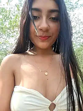 Sweed-virgin-pussy live sex cam