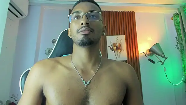 Darwin_mayo live sex cam