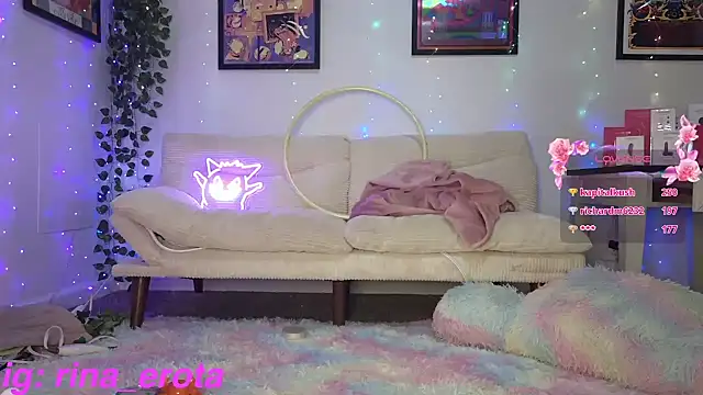 RinaErota live sex cam