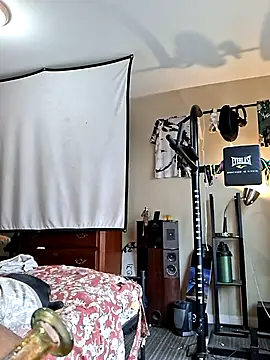 KeYBuMp323 live sex cam