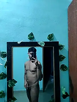 Ujwal-98 live sex cam