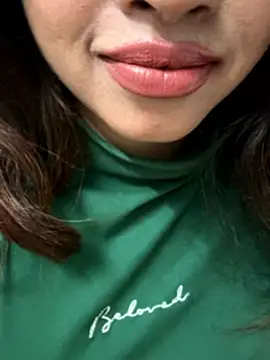 riya_sharma11's cam snapshot