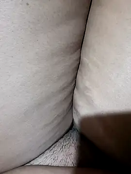 pujaji887's cam snapshot