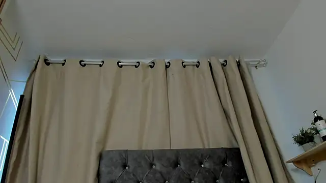 DaphneGlas's cam snapshot