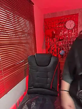 elodie_rouge's cam snapshot