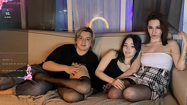 TripletDream live sex cam