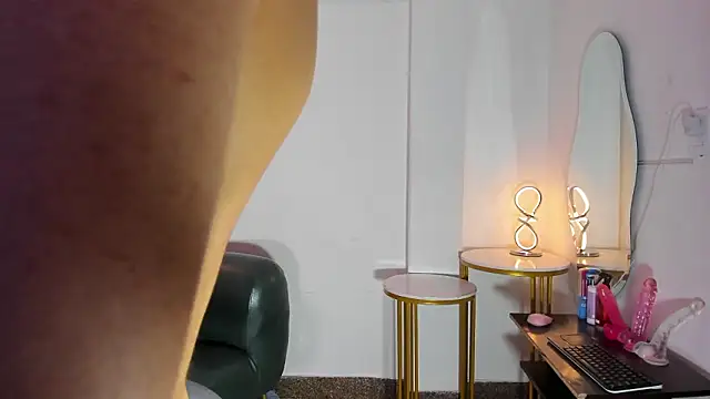 Peter_chase live sex cam