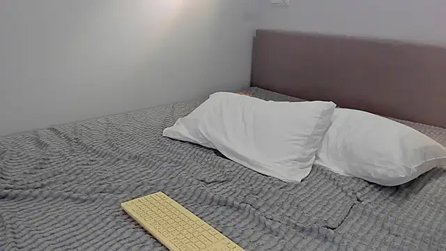 PuddingPantie's cam snapshot