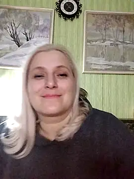 NyushaLollipop's cam snapshot