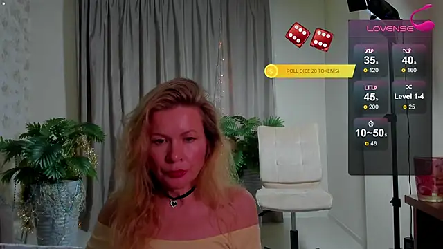 Julia_Giulia's cam snapshot