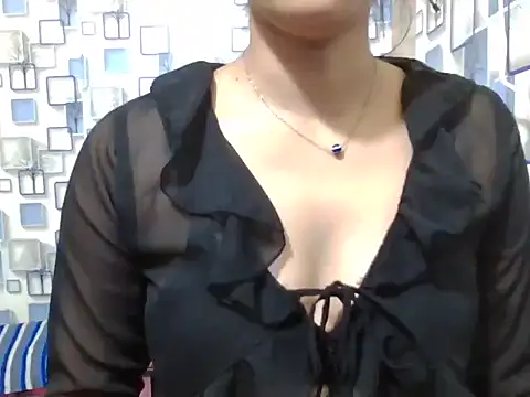 supriya_ax's cam snapshot