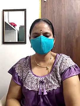 Queen-Neha's cam snapshot