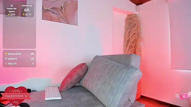 Amelie_Wine's cam snapshot