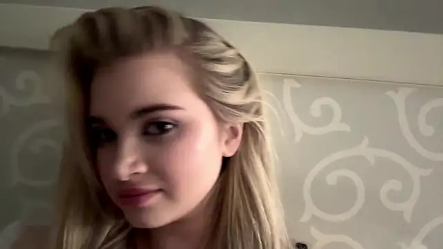 KariJarecke's cam snapshot