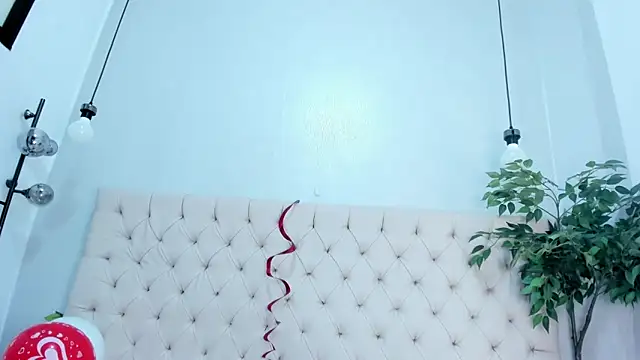 Victoria_Coleman live sex cam