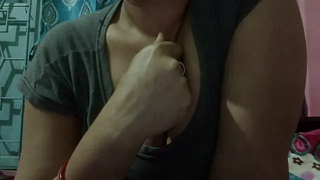 AVNI09-'s cam snapshot