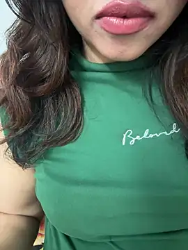 riya_sharma11's cam snapshot