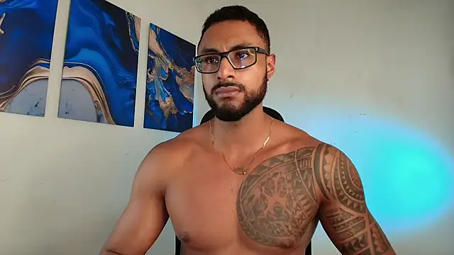 LiamGarcia1 live sex cam