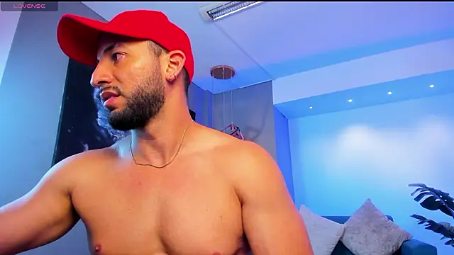 Dylann_Carter's cam snapshot