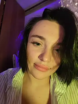 HotDevilGirl_'s cam snapshot