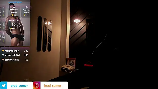 Brad_Summer live sex cam