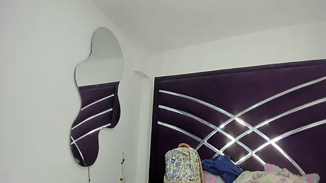 LunaScarleht's cam snapshot