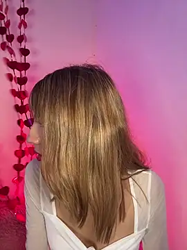 amy-dexter-'s cam snapshot