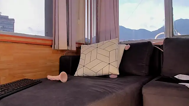 madii_lenon's cam snapshot