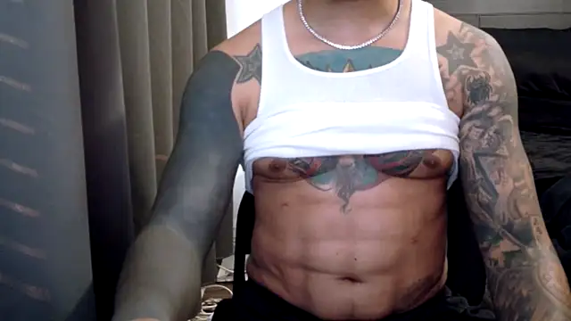 WyattBBC live sex cam